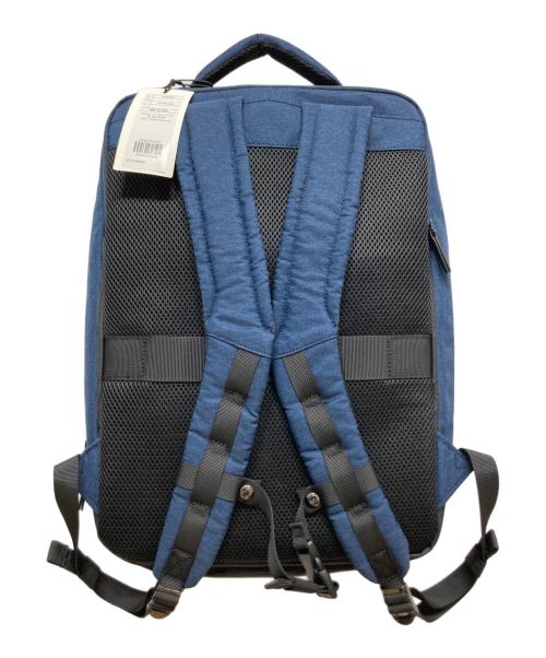 ZERO HALLIBURTON（ゼロ ハリバートン）ZERO HALLIBURTON (ゼロハリバートン) Medium Backpack ネイビー 未使用品の古着・服飾アイテム