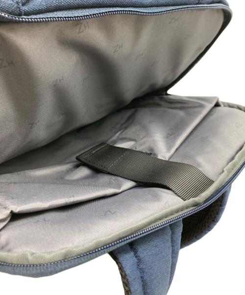 ZERO HALLIBURTON（ゼロ ハリバートン）ZERO HALLIBURTON (ゼロハリバートン) Medium Backpack ネイビー 未使用品の古着・服飾アイテム