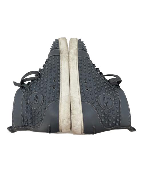 Christian Louboutin（クリスチャン・ルブタン）Christian Louboutin (クリスチャン・ルブタン) Louis Spikes グレー サイズ:42の古着・服飾アイテム
