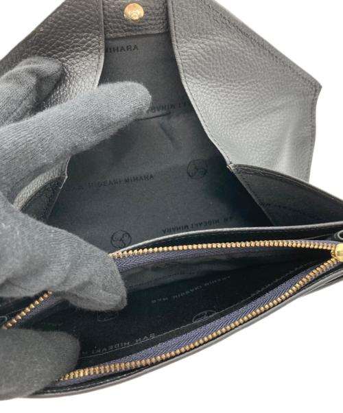 SAN HIDEAKI MIHARA（サンヒデアキミハラ）SAN HIDEAKI MIHARA (サンヒデアキミハラ) SHOGO SEKINE (ショウゴ セキネ) メール型長財布 ブラックの古着・服飾アイテム