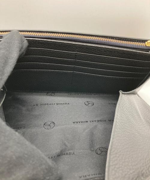 SAN HIDEAKI MIHARA（サンヒデアキミハラ）SAN HIDEAKI MIHARA (サンヒデアキミハラ) SHOGO SEKINE (ショウゴ セキネ) メール型長財布 ブラックの古着・服飾アイテム