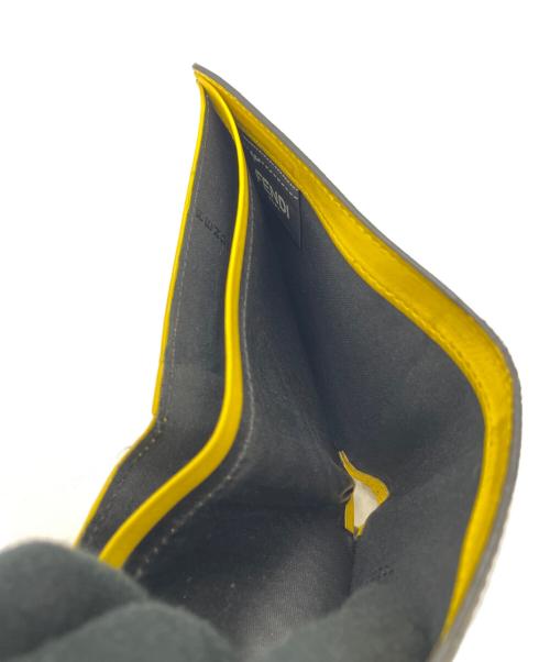 FENDI（フェンディ）FENDI (フェンディ) 2つ折り財布 ブラウンの古着・服飾アイテム