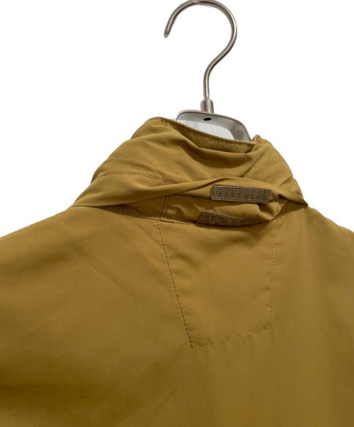 MARMOT（マーモット）MARMOT (マーモット) ナイロンジャケット カーキ サイズ:Mの古着・服飾アイテム