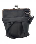 GROUND Yグラウンドワイ）の古着「SHOULDER BAG WITH CLASP CLOSURE(ショルダーバッグ ウィズ クラップス クローザー)」｜ブラック×シルバー