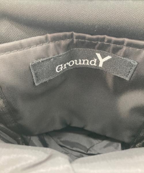 GROUND Y（グラウンドワイ）GROUND Y (グラウンドワイ) SHOULDER BAG WITH CLASP CLOSURE(ショルダーバッグ ウィズ クラップス クローザー) ブラック×シルバーの古着・服飾アイテム