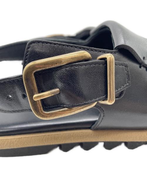 DRIES VAN NOTEN（ドリスヴァンノッテン）DRIES VAN NOTEN (ドリスヴァンノッテン) フリンジレザーサンダル ブラック×ベージュ サイズ:35の古着・服飾アイテム