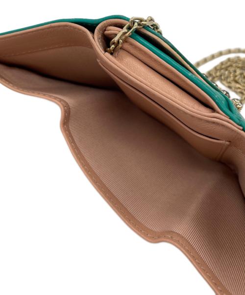 Roger Vivier（ロジェ ヴィヴィエ）Roger Vivier (ロジェ ヴィヴィエ) チェーンウォレット グリーン×ゴールド(色)の古着・服飾アイテム