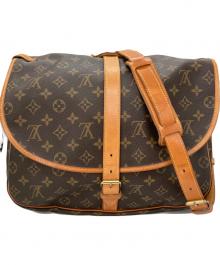 LOUIS VUITTON（ルイ ヴィトン）の古着「ショルダーバッグ ソミュール35」｜ブラウン