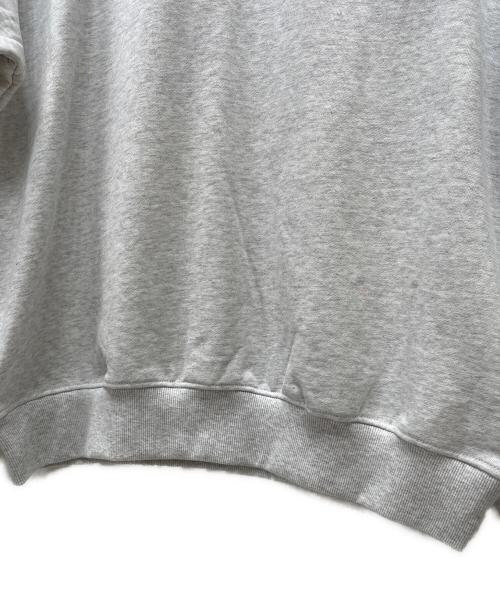 FUBU（フブ）FUBU (フブ) クルーネックスウェット グレー サイズ:Ｍの古着・服飾アイテム