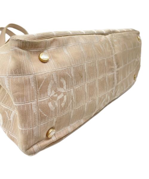 CHANEL（シャネル）CHANEL (シャネル) バッグ ホワイトの古着・服飾アイテム