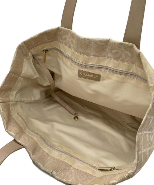 CHANEL（シャネル）CHANEL (シャネル) バッグ ホワイトの古着・服飾アイテム