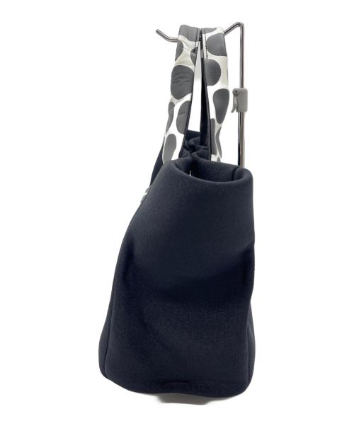 kawa-kawa（カワカワ）kawa-kawa (カワカワ) ドット柄WETトートバッグ ブラック×ホワイトの古着・服飾アイテム