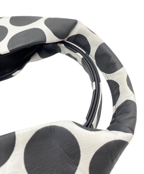 kawa-kawa（カワカワ）kawa-kawa (カワカワ) ドット柄WETトートバッグ ブラック×ホワイトの古着・服飾アイテム