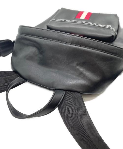 BALLY（バリー）BALLY (バリー) デイパックレザーリュック ブラック×レッドの古着・服飾アイテム