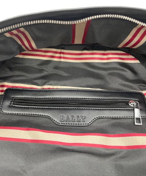 BALLY（バリー）BALLY (バリー) デイパックレザーリュック ブラック×レッドの古着・服飾アイテム