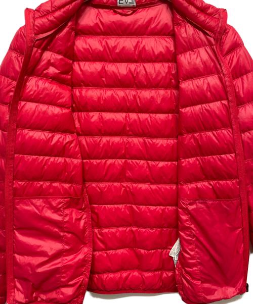 EA7（イーエーセブン）EA7 (イーエーセブン) ダウンジャケット レッド サイズ:Lの古着・服飾アイテム