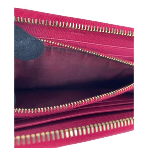 PRADA（プラダ）PRADA (プラダ) ラウンドファスナー財布 ショッキングピンクの古着・服飾アイテム