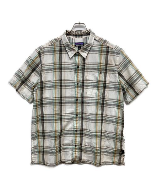 Patagonia（パタゴニア）Patagonia (パタゴニア) 半袖シャツ ホワイト×グリーン サイズ:XXLの古着・服飾アイテム
