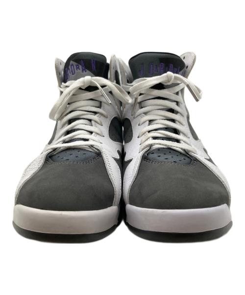 NIKE（ナイキ）NIKE (ナイキ) AIR JORDAN 7 RETRO ホワイト×グレー サイズ:27.5の古着・服飾アイテム