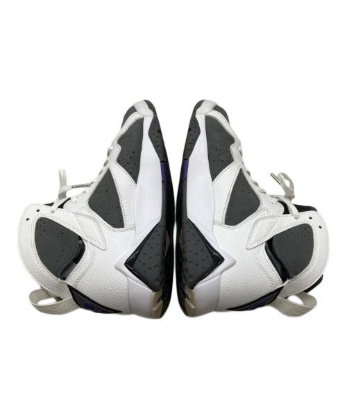 NIKE（ナイキ）NIKE (ナイキ) AIR JORDAN 7 RETRO ホワイト×グレー サイズ:27.5の古着・服飾アイテム