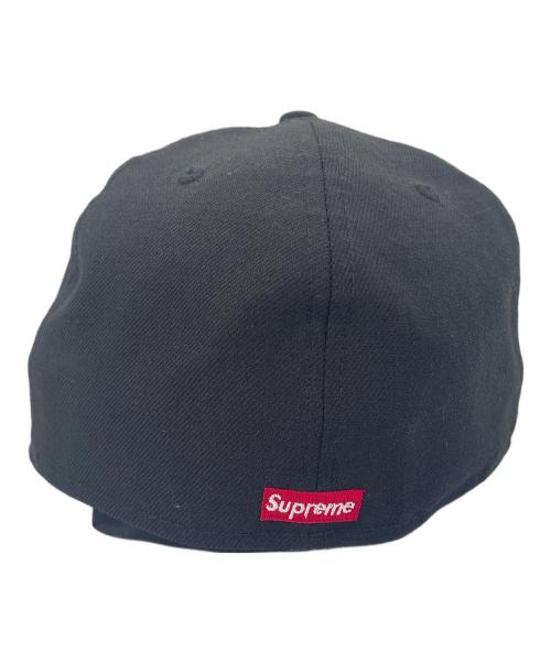 New Era（ニューエラ）New Era (ニューエラ) SUPREME (シュプリーム) キャップ ブラックの古着・服飾アイテム