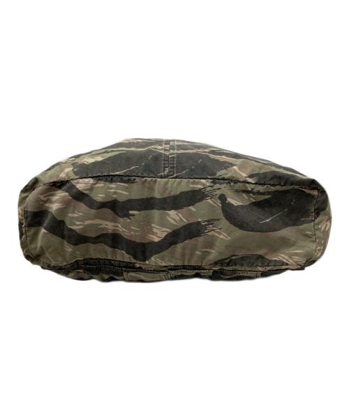 WTAPS（ダブルタップス）WTAPS (ダブルタップス) PORTER (ポーター) タンカー 2way ショルダーバッグ カーキ×ブラックの古着・服飾アイテム