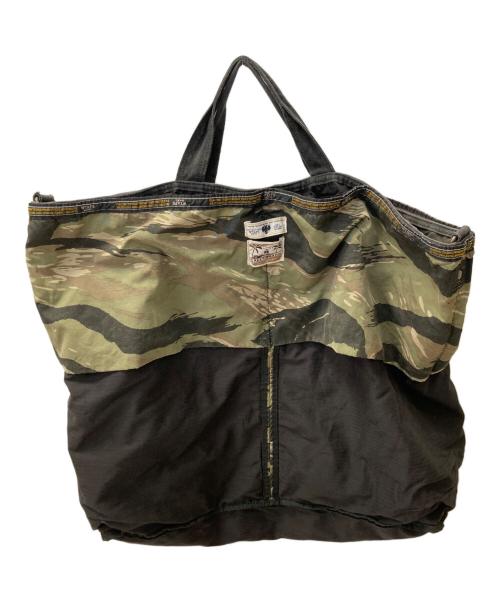 WTAPS（ダブルタップス）WTAPS (ダブルタップス) PORTER (ポーター) タンカー 2way ショルダーバッグ カーキ×ブラックの古着・服飾アイテム