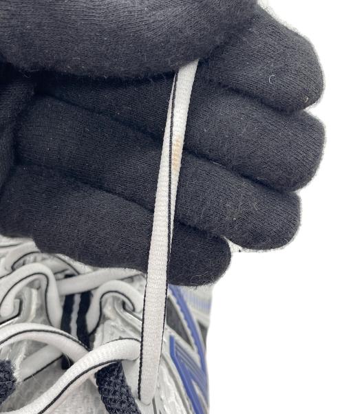 NEW BALANCE（ニューバランス）NEW BALANCE (ニューバランス) スニーカー ホワイト×グレー サイズ:26 未使用品の古着・服飾アイテム