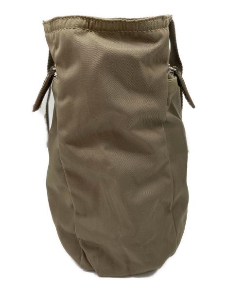 PRADA（プラダ）PRADA (プラダ) ショルダートートバッグ グリーンの古着・服飾アイテム