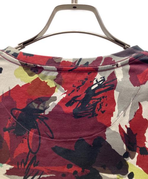 BURBERRY（バーバリー）BURBERRY (バーバリー) Tシャツ レッド×グレー サイズ:Mの古着・服飾アイテム