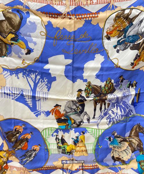 HERMES（エルメス）HERMES (エルメス) シルクスカーフ ブルー×イエローの古着・服飾アイテム