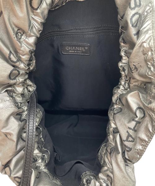 CHANEL（シャネル）CHANEL (シャネル) 巾着トートバッグ シルバーの古着・服飾アイテム
