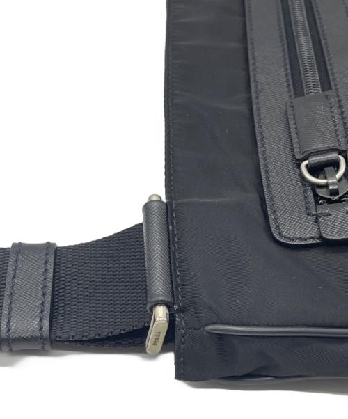 PRADA（プラダ）PRADA (プラダ) ショルダーバッグ ブラックの古着・服飾アイテム