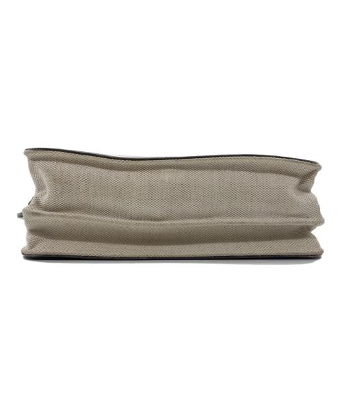 BALENCIAGA（バレンシアガ）BALENCIAGA (バレンシアガ) ショルダーバッグ グレー×アイボリーの古着・服飾アイテム