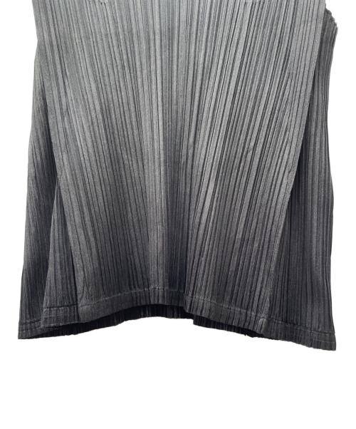 PLEATS PLEASE（プリーツプリーズ）PLEATS PLEASE (プリーツプリーズ) ノースリーブプリーツブラウス ブラック サイズ:3の古着・服飾アイテム