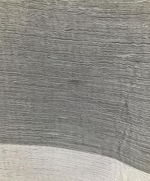 me ISSEY MIYAKE（ミーイッセイ ミヤケ）me ISSEY MIYAKE (ミーイッセイ ミヤケ) ノースリーブカットソー グレー サイズ:FREEの古着・服飾アイテム