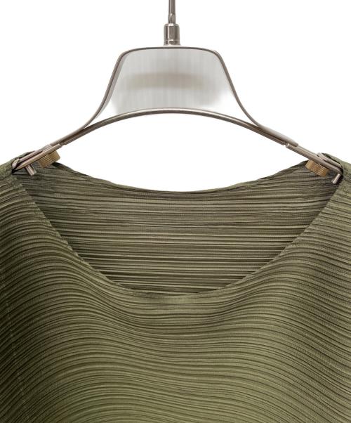 PLEATS PLEASE（プリーツプリーズ）PLEATS PLEASE (プリーツプリーズ) プリーツカットソー カーキ サイズ:3の古着・服飾アイテム
