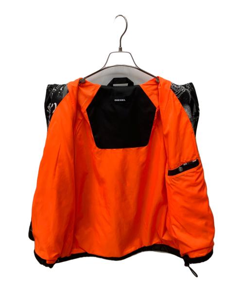 DIESEL（ディーゼル）DIESEL (ディーゼル) J-AKIPRINTグラフィックジャケット ブラック サイズ:Sの古着・服飾アイテム