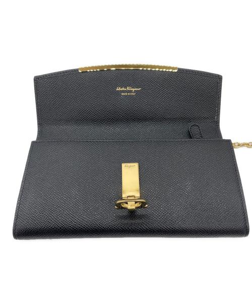 Salvatore Ferragamo（サルヴァトーレ フェラガモ）Salvatore Ferragamo (サルヴァトーレ フェラガモ) ガンチーニクリップ ブラック×ゴールドの古着・服飾アイテム