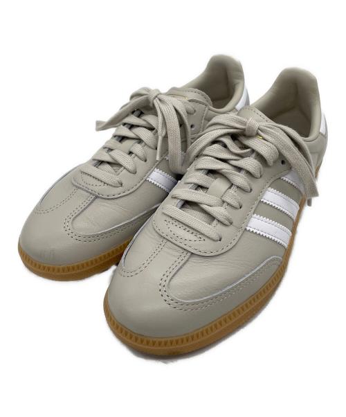 adidas（アディダス）adidas (アディダス) スニーカー ベージュ サイズ:24.5の古着・服飾アイテム