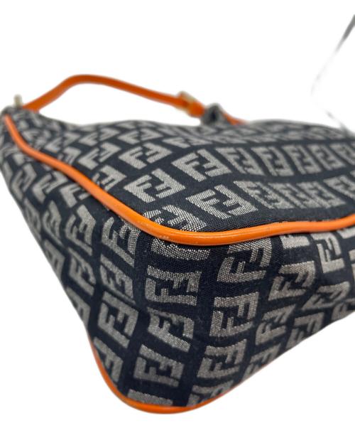 FENDI（フェンディ）FENDI (フェンディ) ハンドバッグ グレーの古着・服飾アイテム