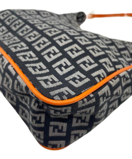 FENDI（フェンディ）FENDI (フェンディ) ハンドバッグ グレーの古着・服飾アイテム