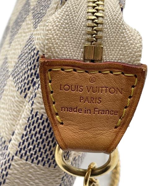LOUIS VUITTON（ルイ ヴィトン）LOUIS VUITTON (ルイ ヴィトン) ポーチ アイボリーの古着・服飾アイテム