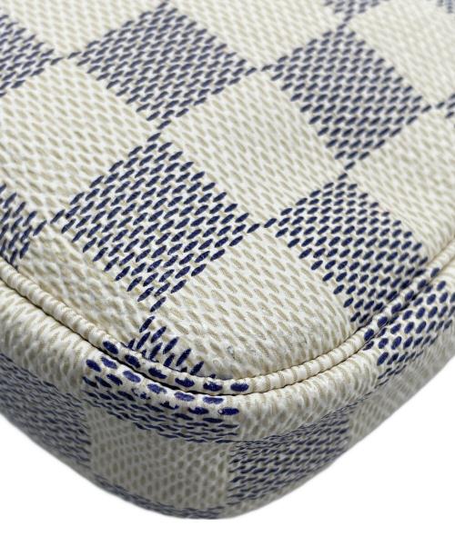 LOUIS VUITTON（ルイ ヴィトン）LOUIS VUITTON (ルイ ヴィトン) ポーチ アイボリーの古着・服飾アイテム