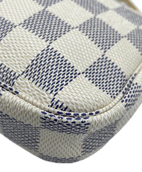 LOUIS VUITTON（ルイ ヴィトン）LOUIS VUITTON (ルイ ヴィトン) ポーチ アイボリーの古着・服飾アイテム