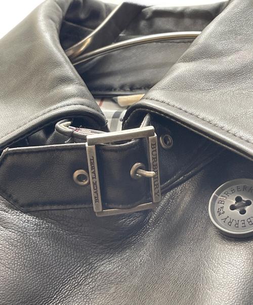 BURBERRY BLACK LABEL（バーバリーブラックレーベル）BURBERRY BLACK LABEL (バーバリーブラックレーベル) トレンチコート ブラック サイズ:Mの古着・服飾アイテム