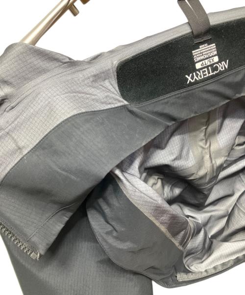 ARC'TERYX（アークテリクス）ARC'TERYX (アークテリクス) マウンテンパーカー ブラック サイズ:XSの古着・服飾アイテム