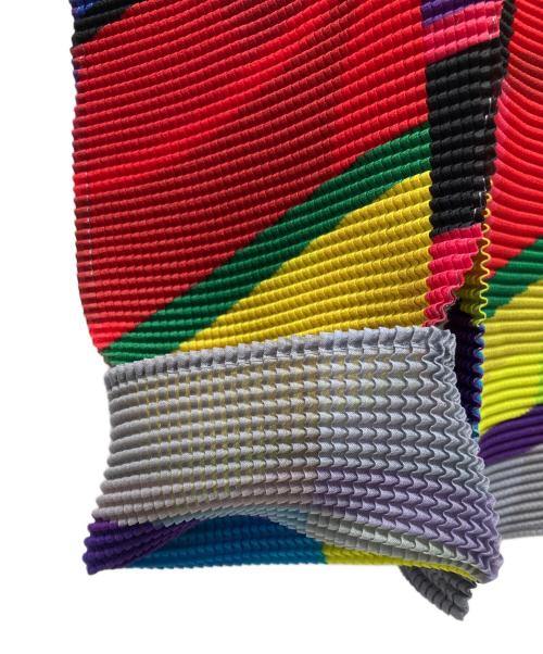 ISSEY MIYAKE me（イッセイ ミヤケ ミー）ISSEY MIYAKE me (イッセイ ミヤケ ミー) 長袖カットソー マルチカラー サイズ:不明の古着・服飾アイテム