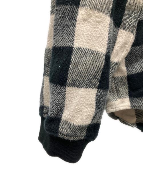 DESCENDANT（ディセンダント）DESCENDANT (ディセンダント) フードシャツジャケット ホワイト×ブラック サイズ:Lの古着・服飾アイテム