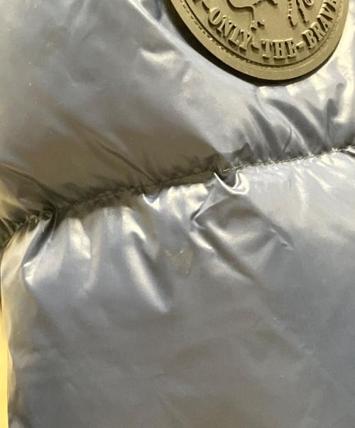 DIESEL（ディーゼル）DIESEL (ディーゼル) ダウンジャケット ホワイト×ブルー サイズ:Mの古着・服飾アイテム